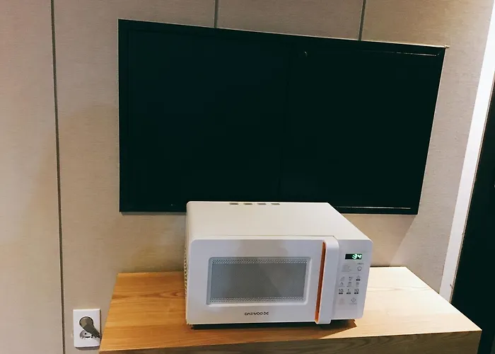 Отель Idea *